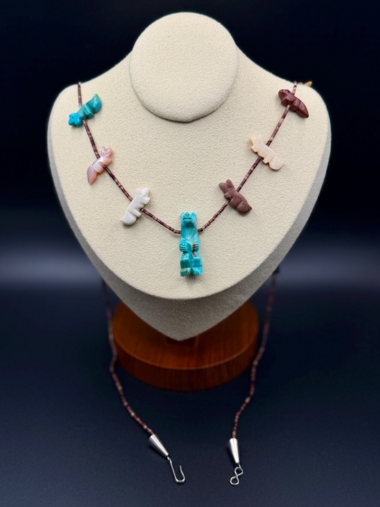 Zuni Jewelry - Vintage Authentic Southwestern Zuni Fetish Necklace – quiet luxury